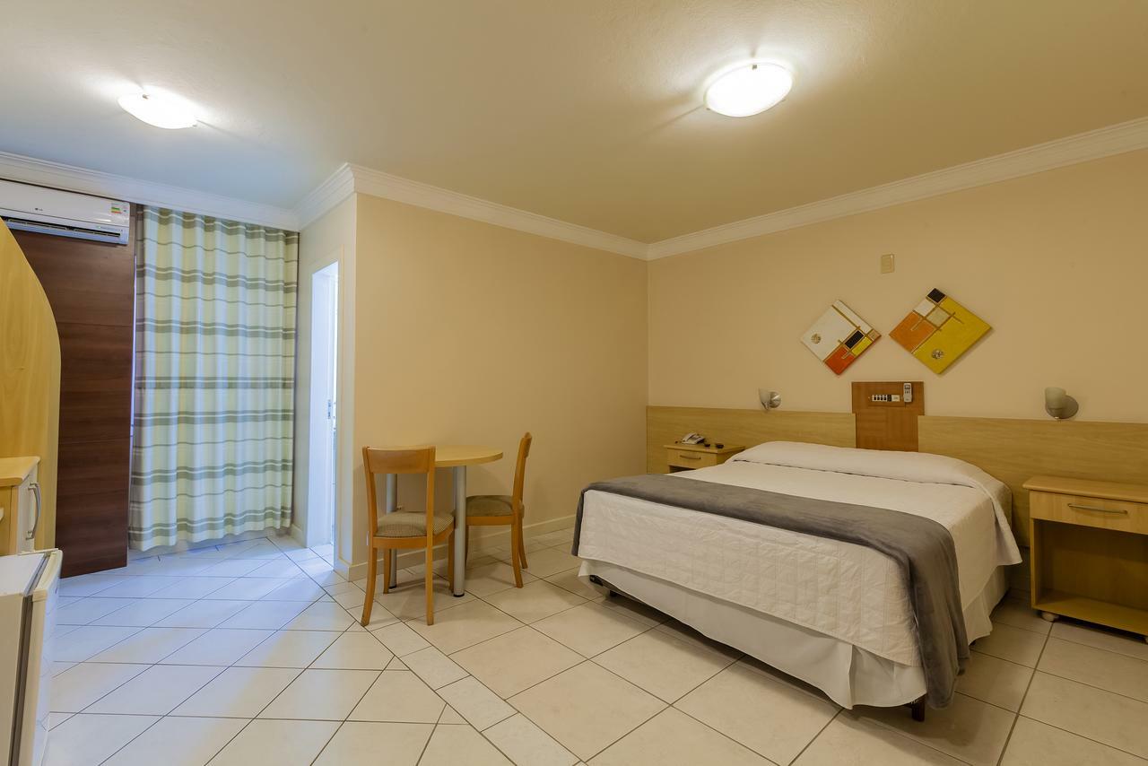 Tri Hotel Executive Criciuma Крисиума Номер фото