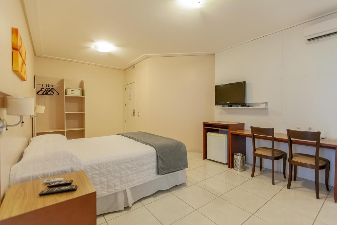 Tri Hotel Executive Criciuma Крисиума Экстерьер фото