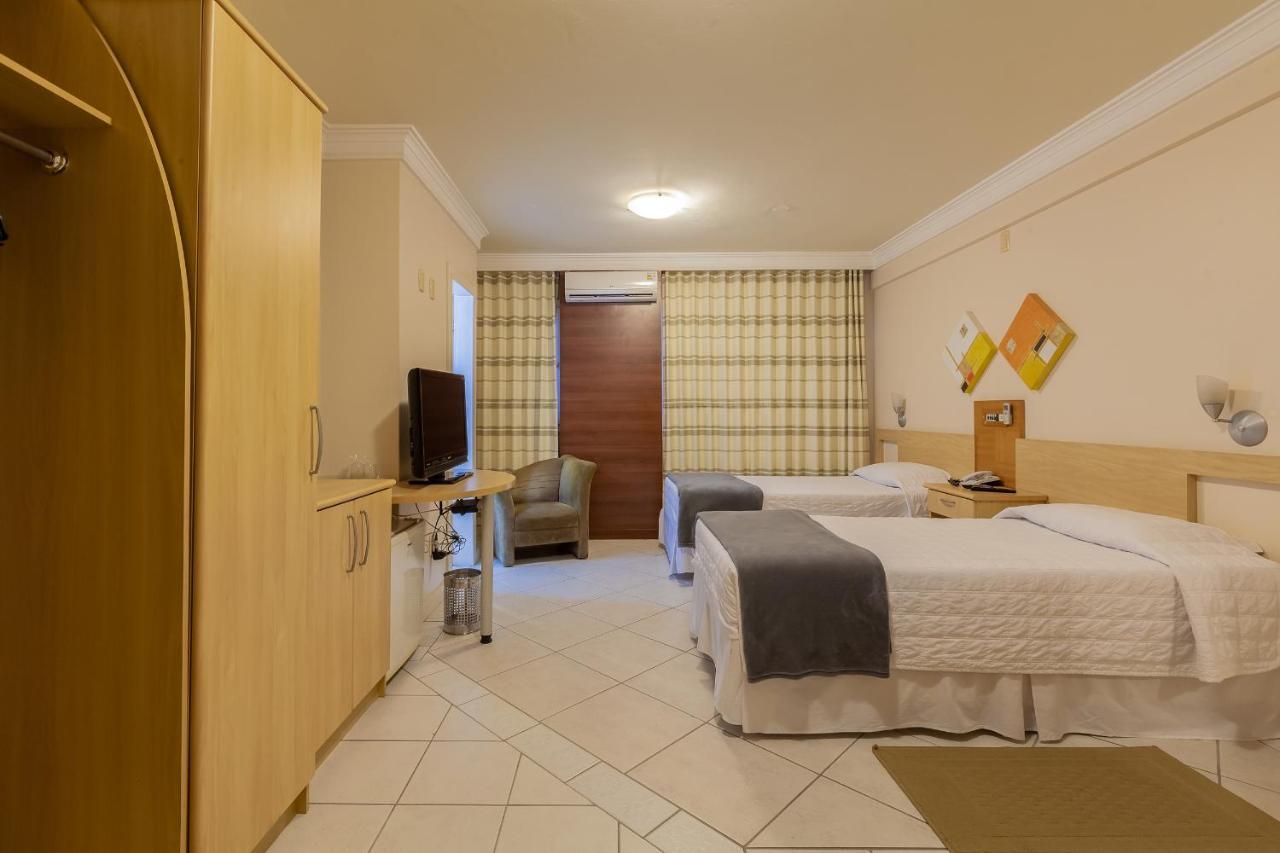 Tri Hotel Executive Criciuma Крисиума Экстерьер фото