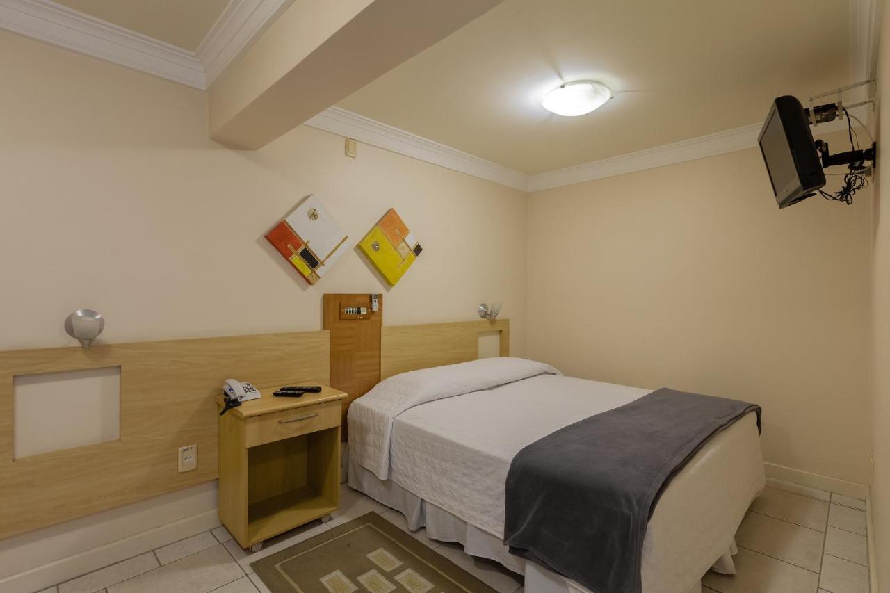 Tri Hotel Executive Criciuma Крисиума Экстерьер фото
